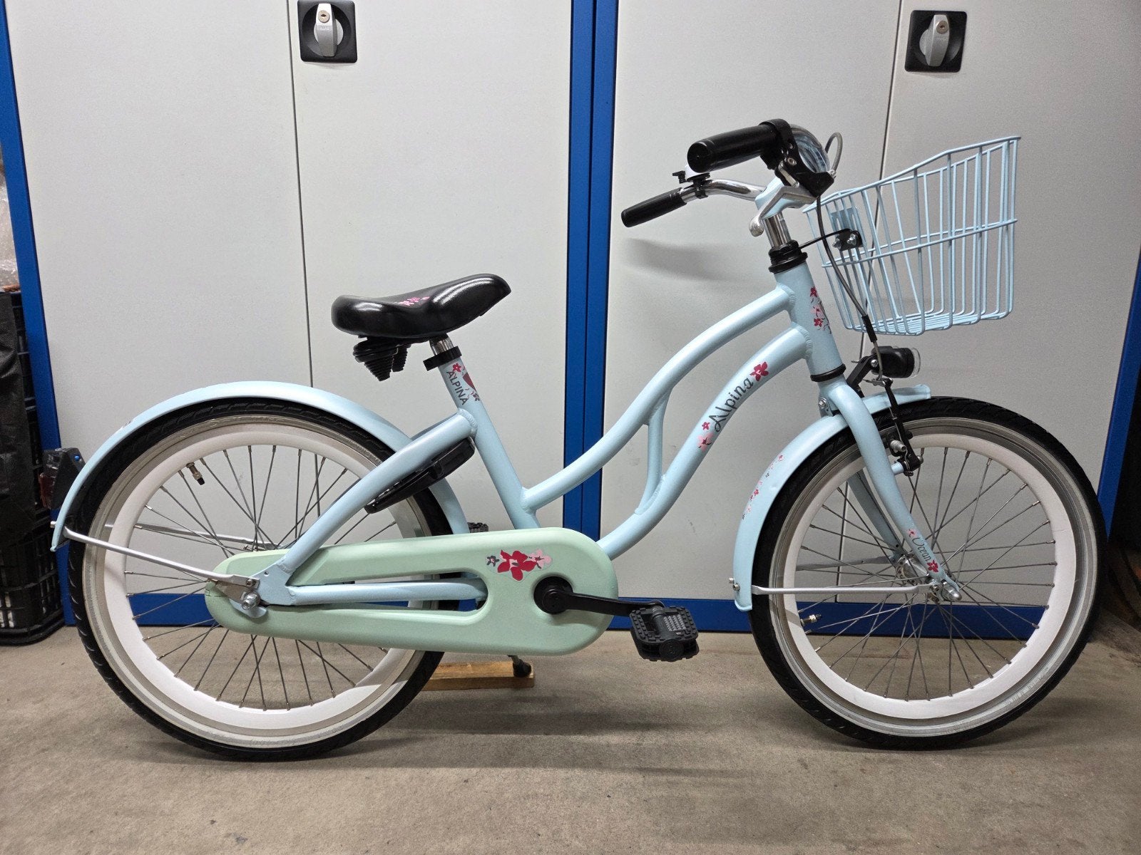 ALPINA Ocean 20inch meisjesfiets In Zeer Nette Staat.!!, Fietsen en Brommers, Ophalen, Terugtraprem, ALPINA Clubb ALPINA Ocean ALPINA Mood Alpina girlpower