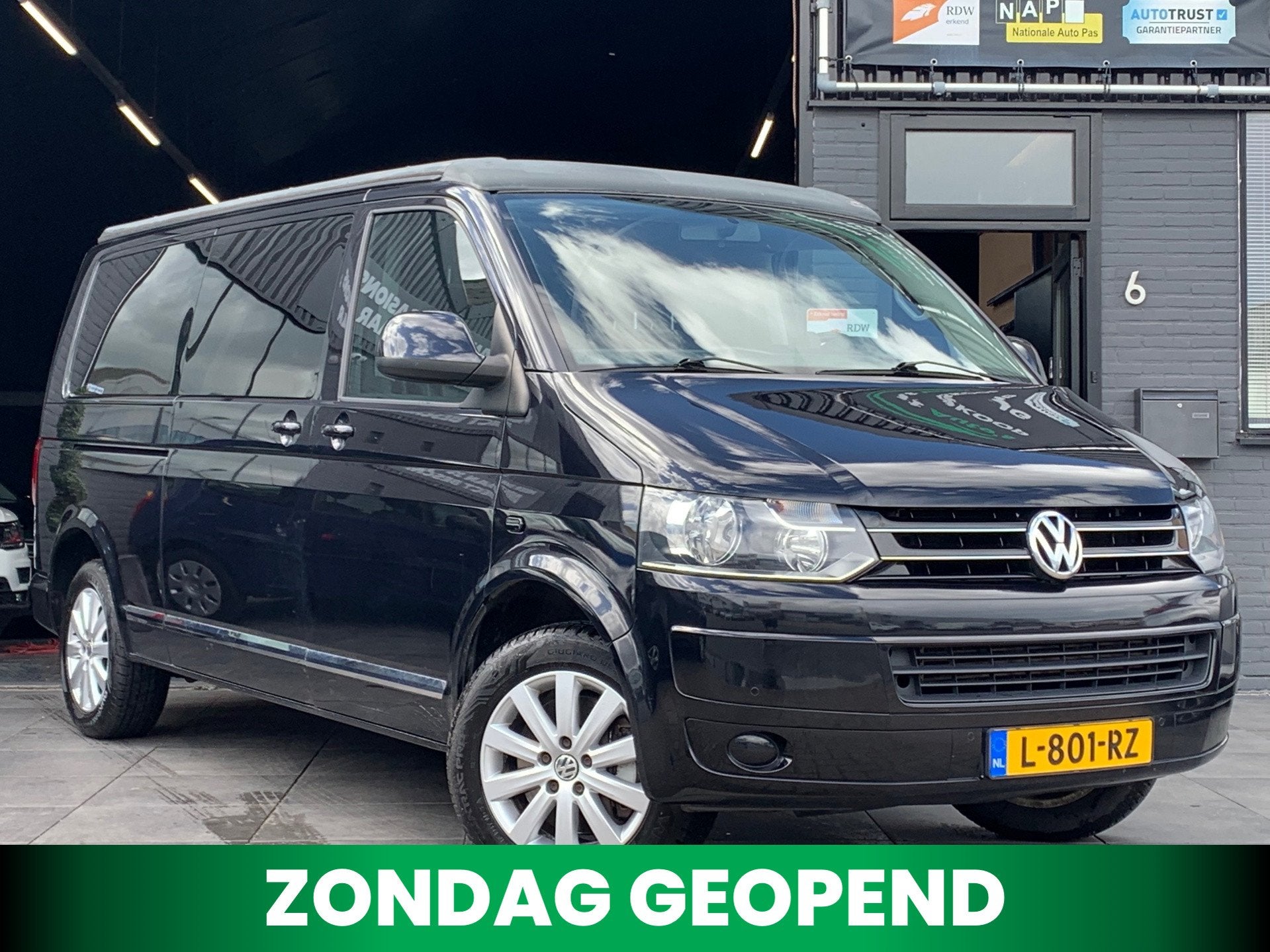 Volkswagen MULTIVAN |Camper|Trekhaak|D.riem vv|Leder|Cruise, Auto's, Automaat, Euro 5, Gebruikt, Zwart