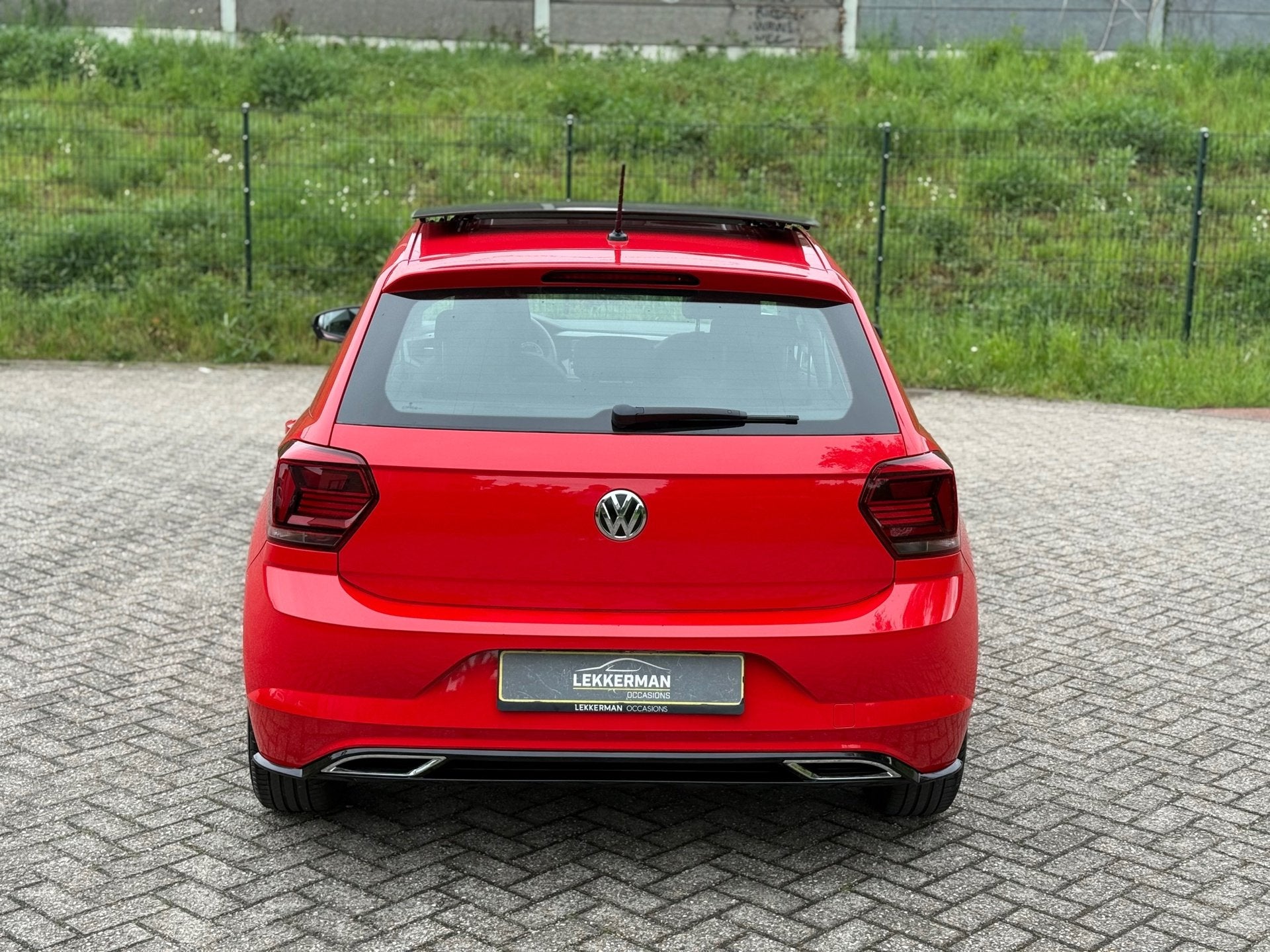 Volkswagen Polo 1.0 PANO DAK I CRUISE I WEINIG KM I NETTE AU, 1005 kg, Gebruikt, Zwart, Start-stop-systeem