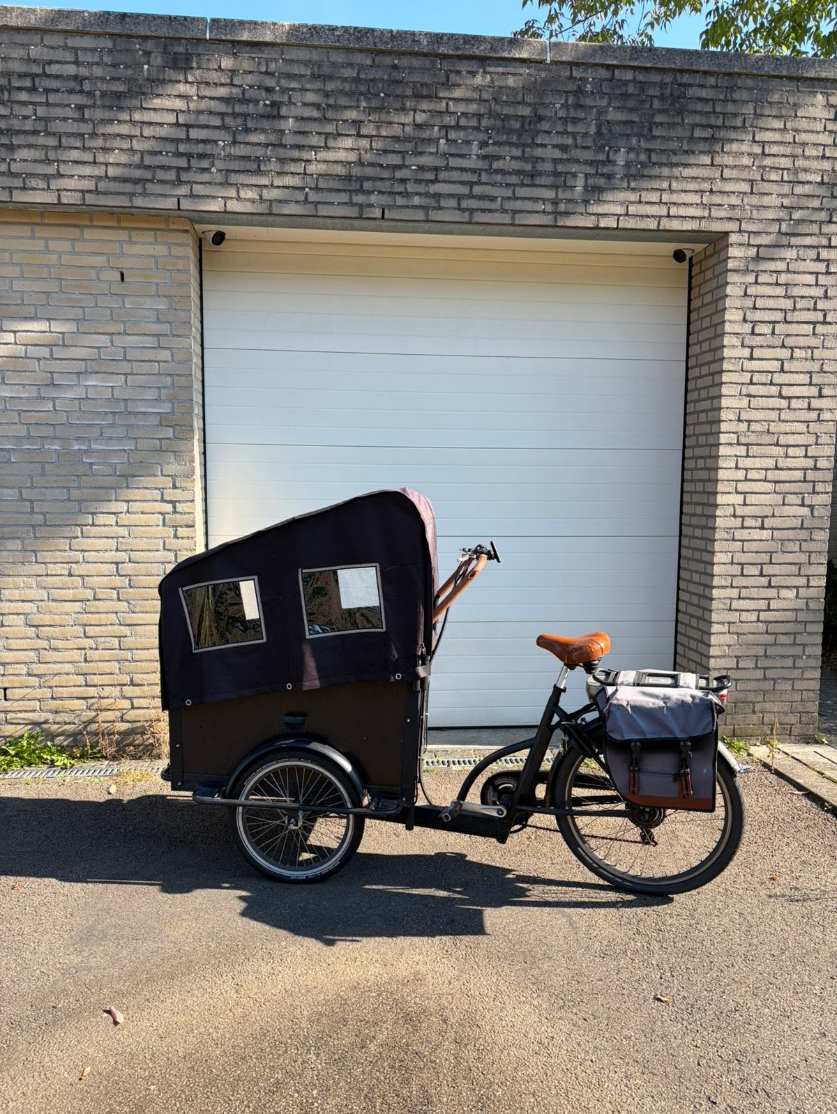 Elektrische bakfiets Troy – ongeveer 10 jaar oud, 4 kinderen of meer, Gebruikt, Elektrisch, Ophalen