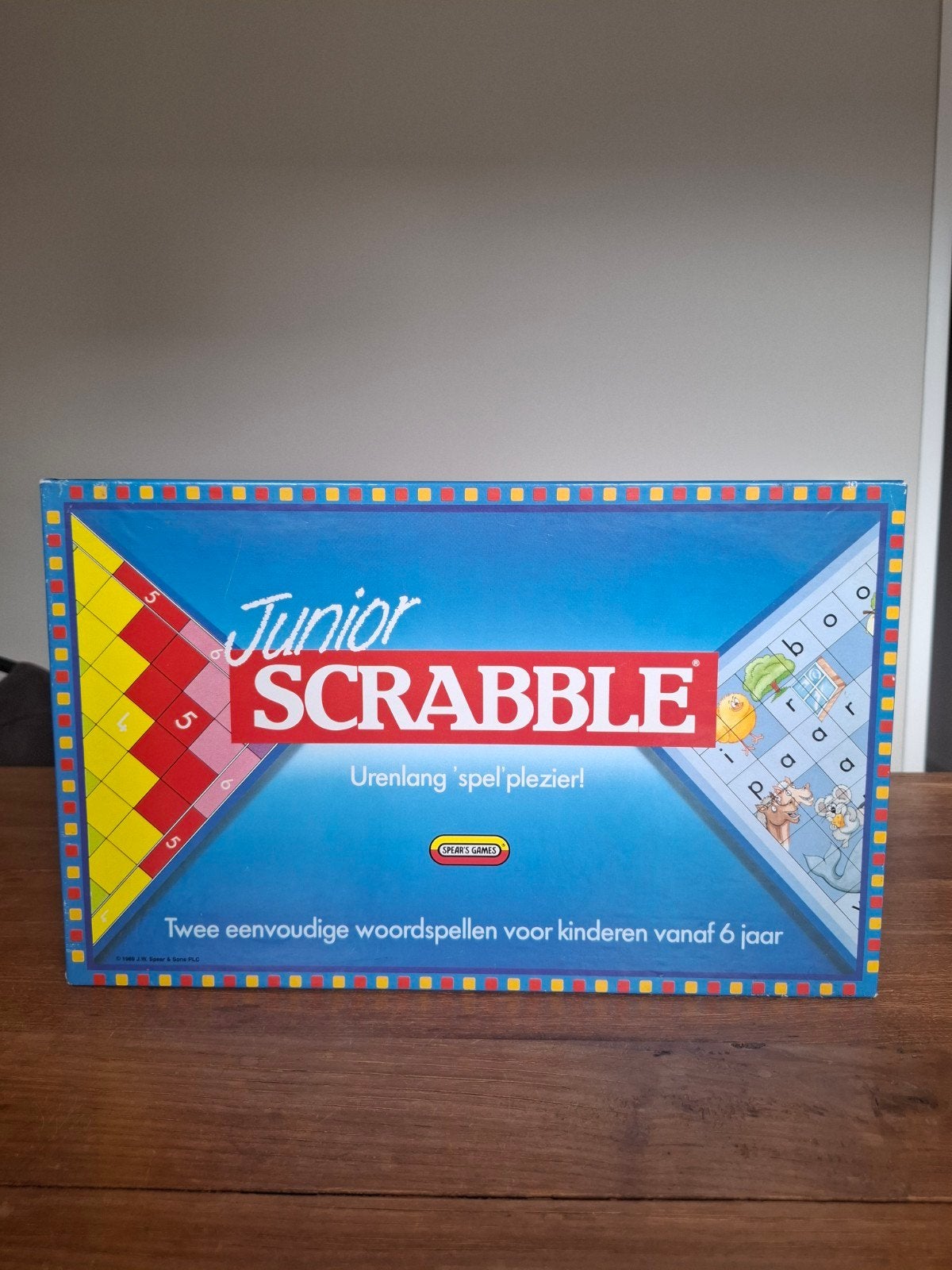 Junior Scrabble - Compleet spel voor urenlang plezier, Drie of vier spelers, Ophalen of Verzenden, Zo goed als nieuw, Spear's Games