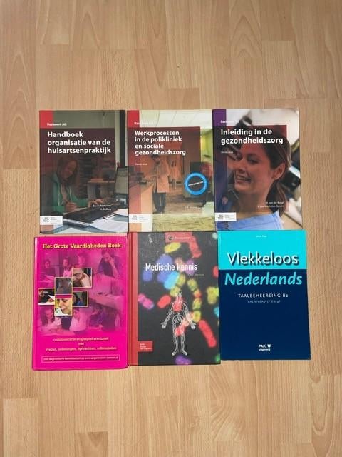 MBO-4 Doktersassistente boeken, Boeken, Studieboeken en Cursussen, Ophalen, Beta, Zo goed als nieuw, MBO
