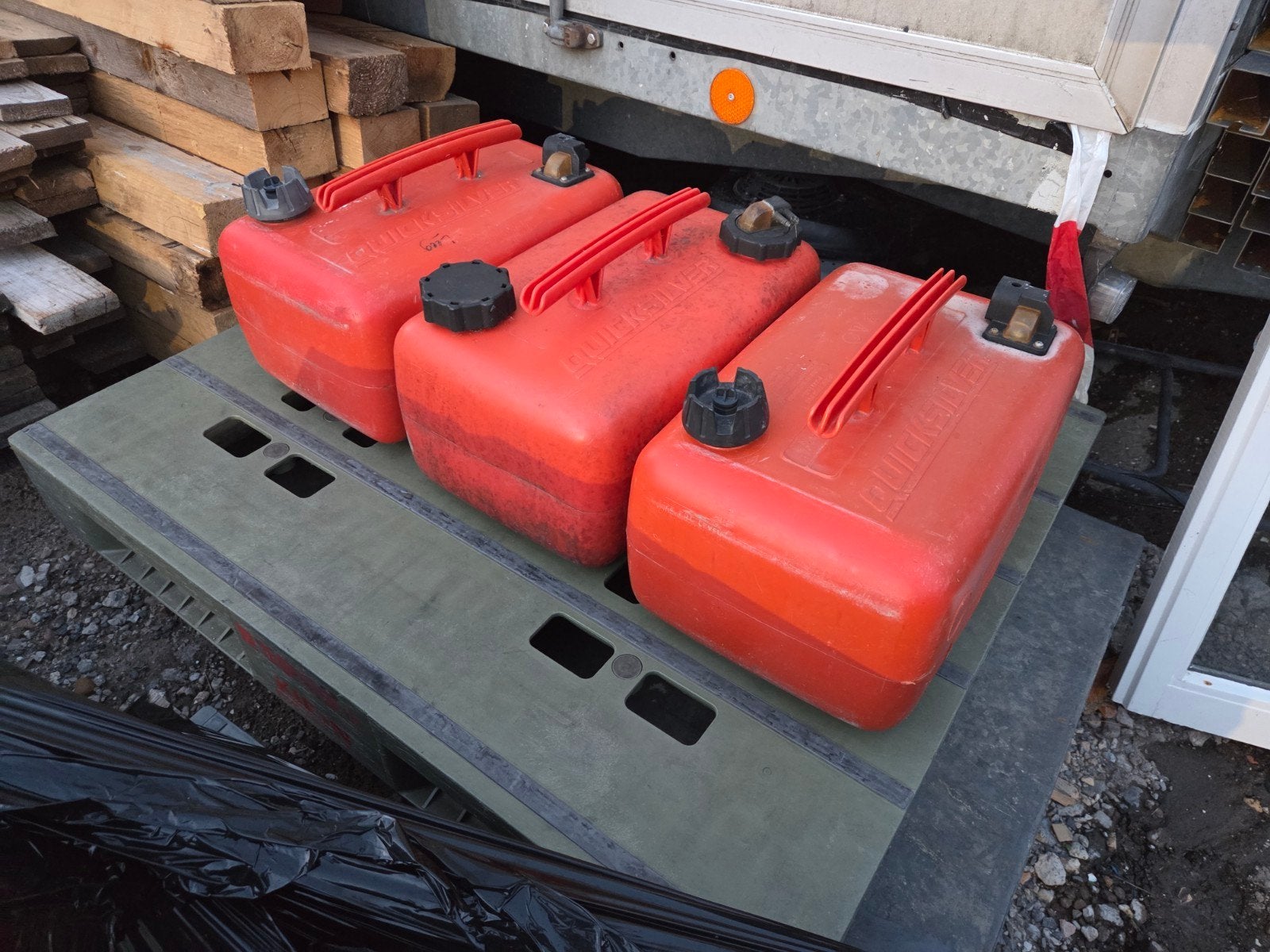 2x Kunststof Brandstoftank 20L met Tankmeter, Ophalen of Verzenden, Motor en Techniek