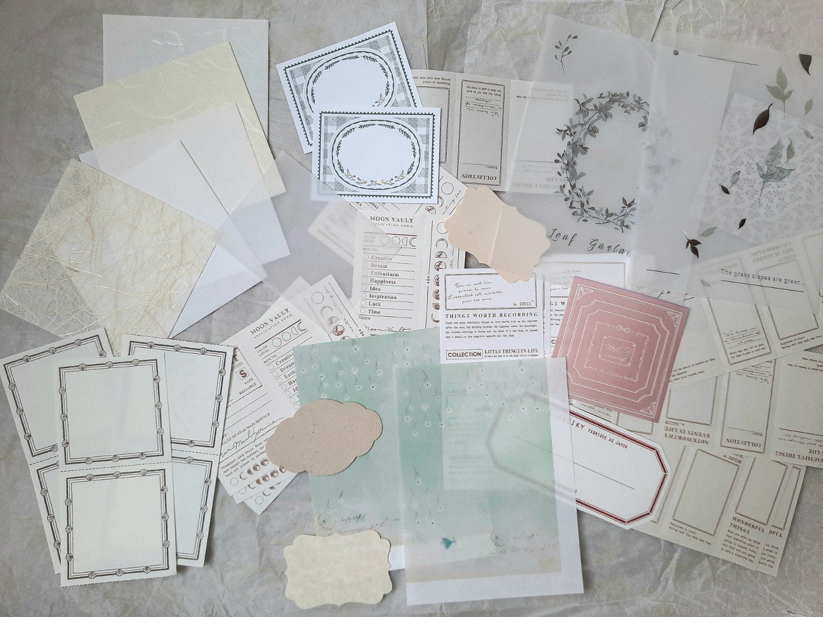 Ephemera/collagepapieren pakketje wit, Ophalen of Verzenden, Nieuw, Papier of Karton