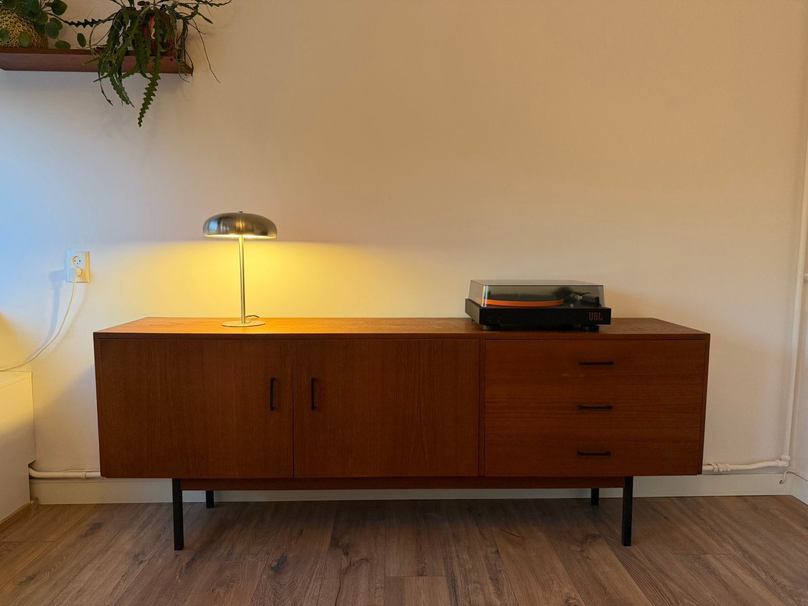 Vintage dressoir kast, Huis en Inrichting, Kasten | Dressoirs, Ophalen, Gebruikt, 25 tot 50 cm, 50 tot 100 cm