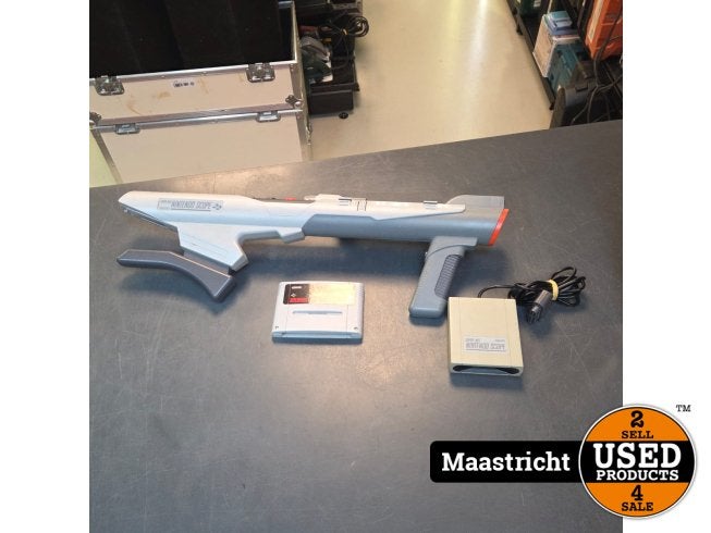 Super Nintendo Scope 6 Gun + Game, Nintendo, Zo goed als nieuw, Support@nintendo.com, 11-1 Hokotate-cho, Kamitoba, Minami-ku
Kyoto 601-8501
Japan