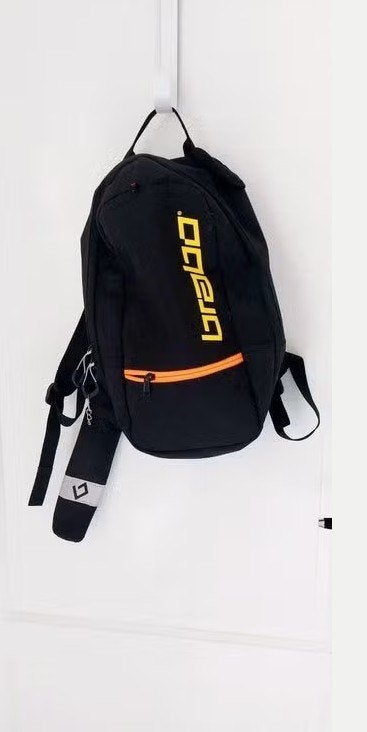 zwarte Brabo Hockey Rugzak - Zo goed als nieuw, Sport en Fitness, Hockey, Ophalen of Verzenden, Zo goed als nieuw, Tas