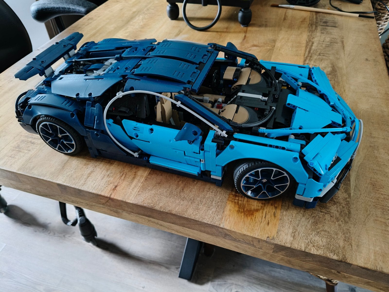 Te Koop lego Bugatti Chiron nr 42083, Kinderen en Baby's, Speelgoed | Duplo en Lego, Ophalen, Zo goed als nieuw