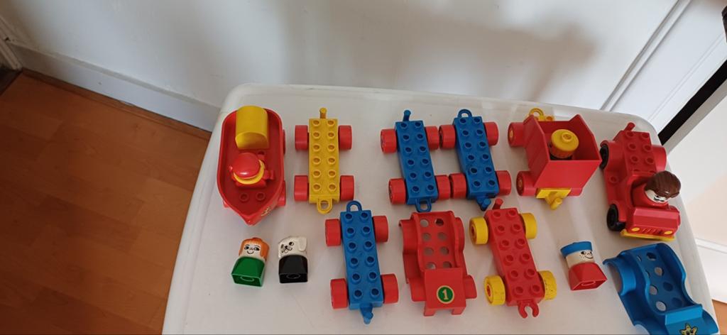 Vintage Duplo: auto's, boot en figuren, Kinderen en Baby's, Speelgoed | Duplo en Lego, Ophalen, Inclusief minifiguren, Gebruikt