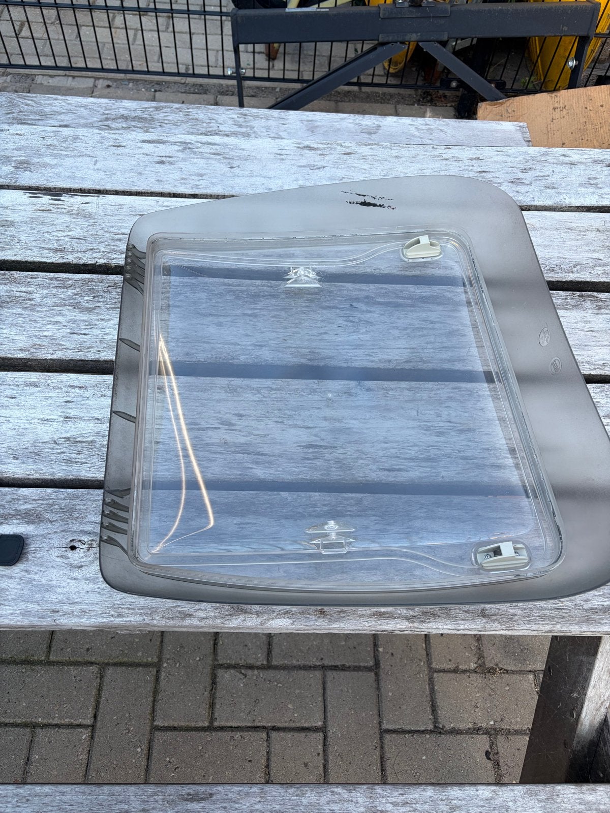 Dakluik voor camper of caravan - alleen bovenkant, Ophalen, Gebruikt