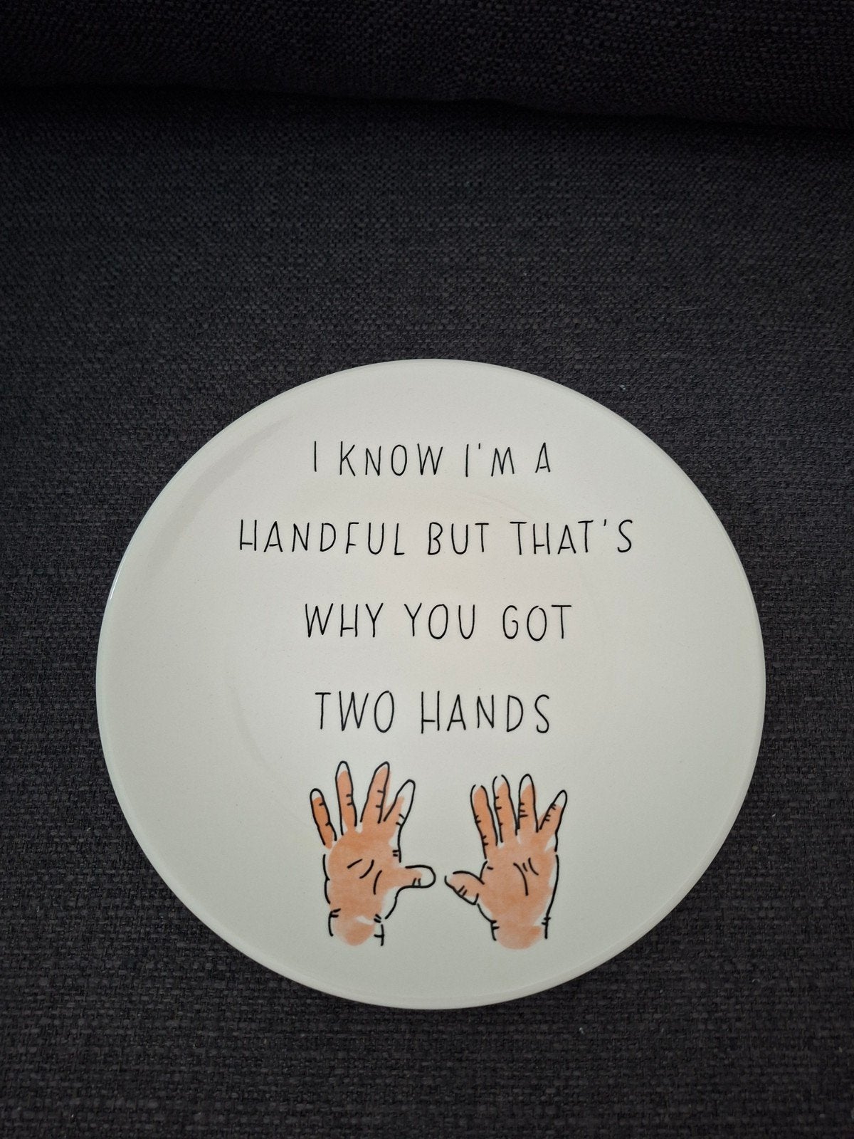Blond Amsterdam bord 'I know I'm a handful' - Nieuwstaat, Ophalen of Verzenden, Zo goed als nieuw, Aardewerk, Bord(en)