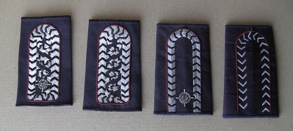 4 rangen / passanten Duitse brandweer, Verzamelen, Ophalen of Verzenden, Overige soorten, Duitsland, Embleem of Badge
