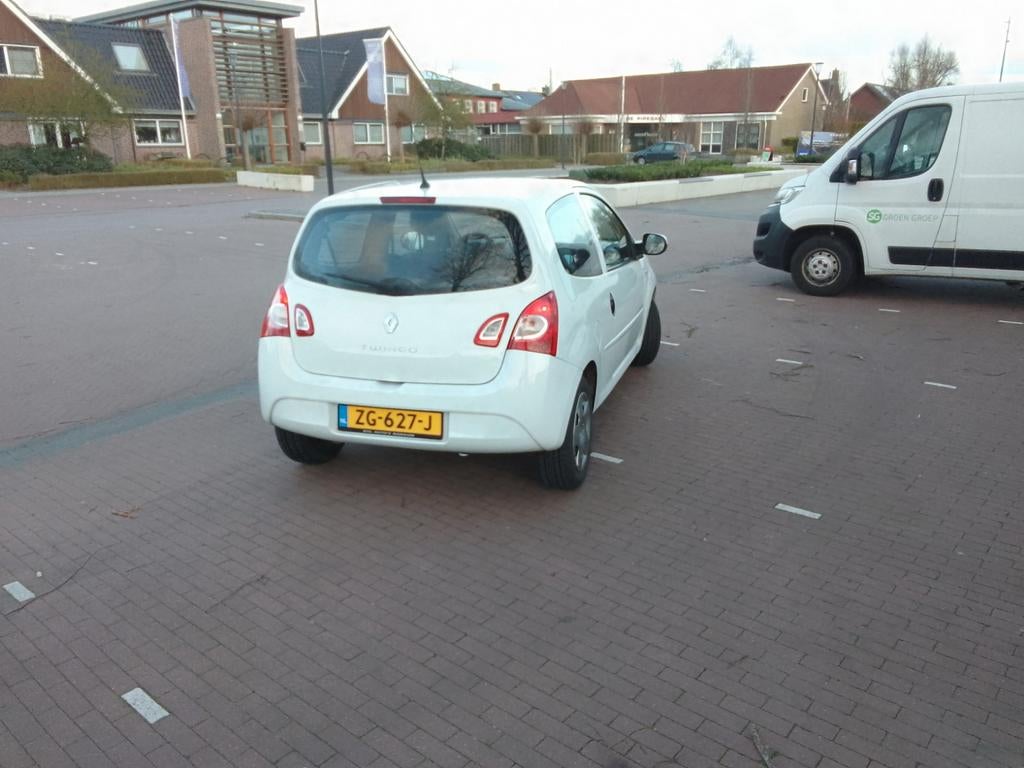 Renault Twingo 1.1 2012 Wit, Auto's, Voorwielaandrijving, Twingo, 74 pk, 4 cilinders