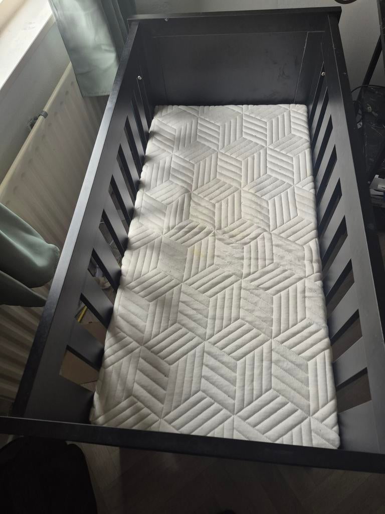 Ledikant 125x62cm met matras - Zo goed als nieuw, Ophalen of Verzenden, Zo goed als nieuw, Ledikant