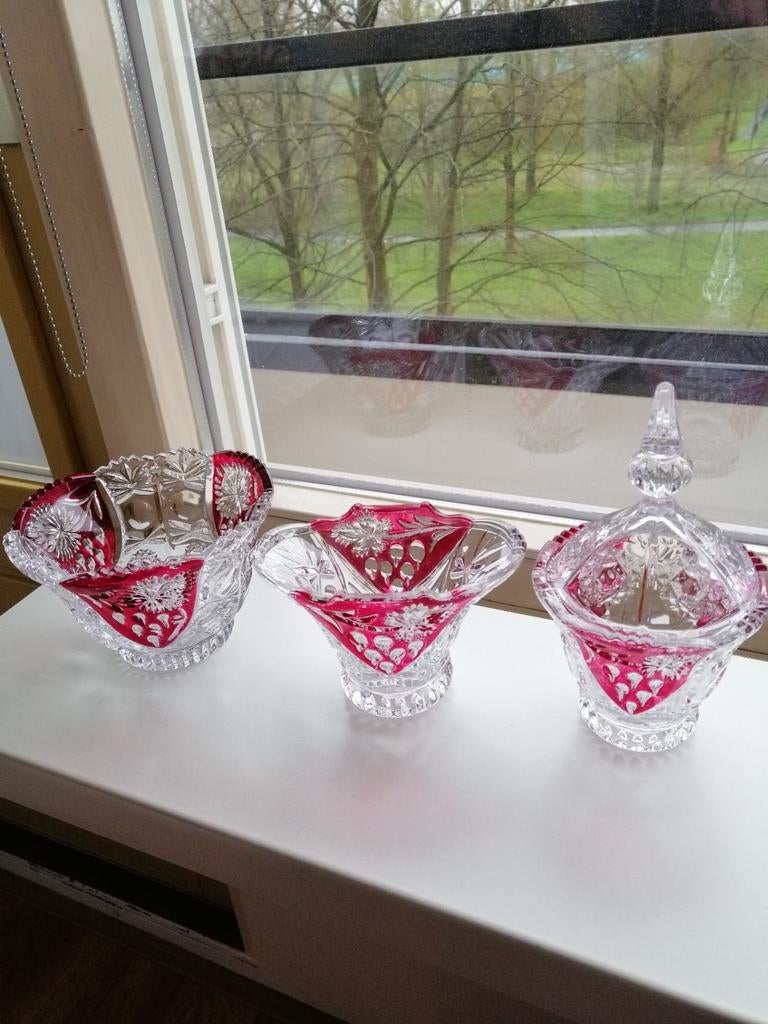 3 kristal suiker potten, Ophalen