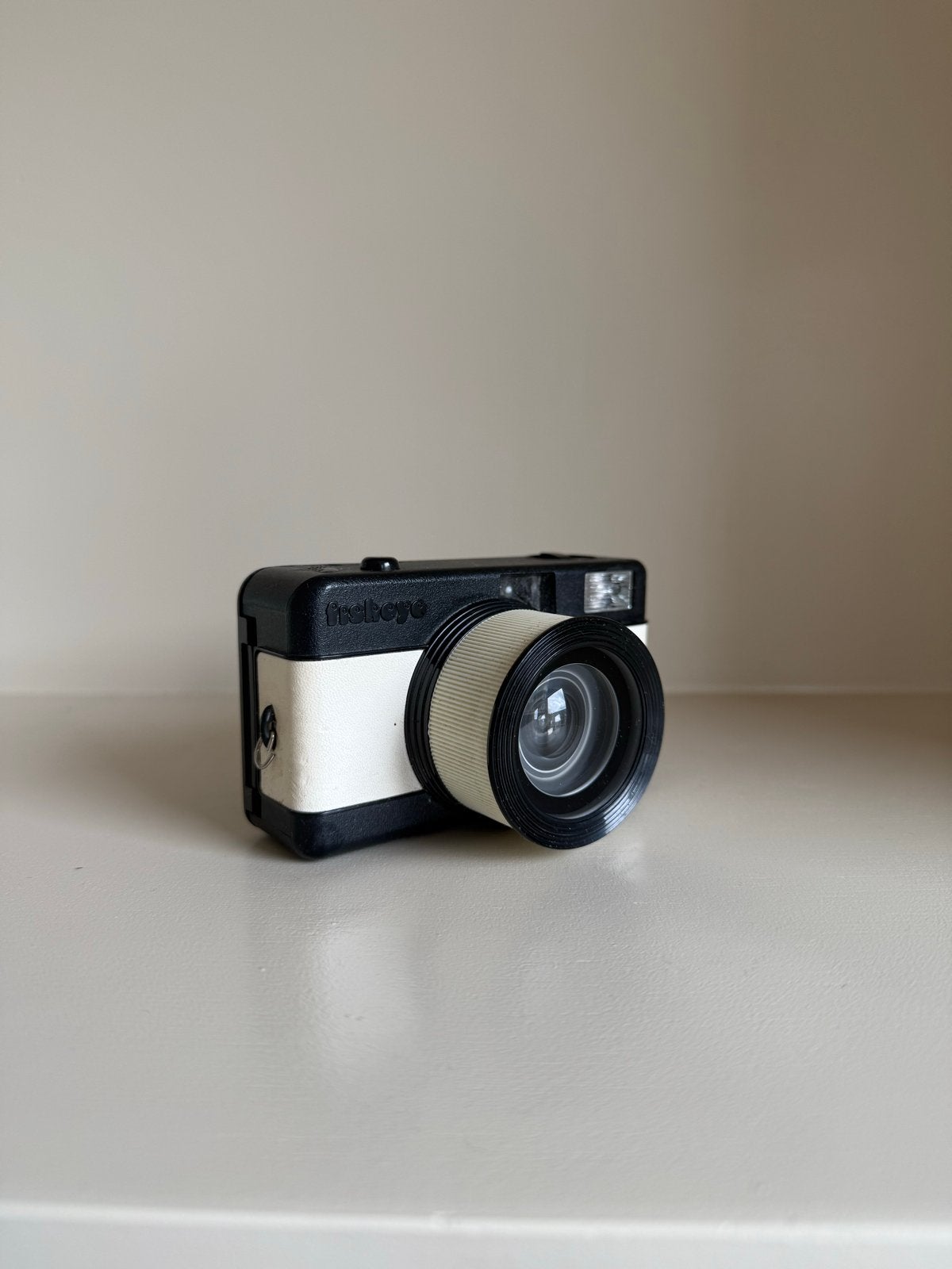 Lomography Fisheye Camera - Compacte Analoge Camera, Ophalen of Verzenden, Gebruikt, Compact, Overige Merken