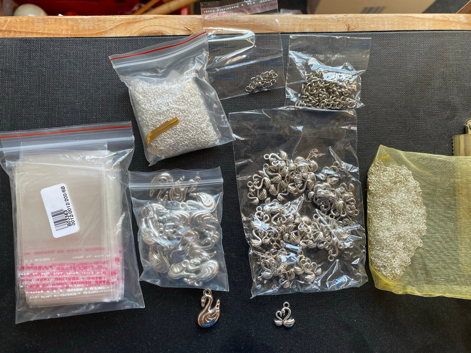 DIY Ketting Maken met vele Zwaan Bedels Set, Overige merken, Overige materialen, Nieuw, Ophalen of Verzenden