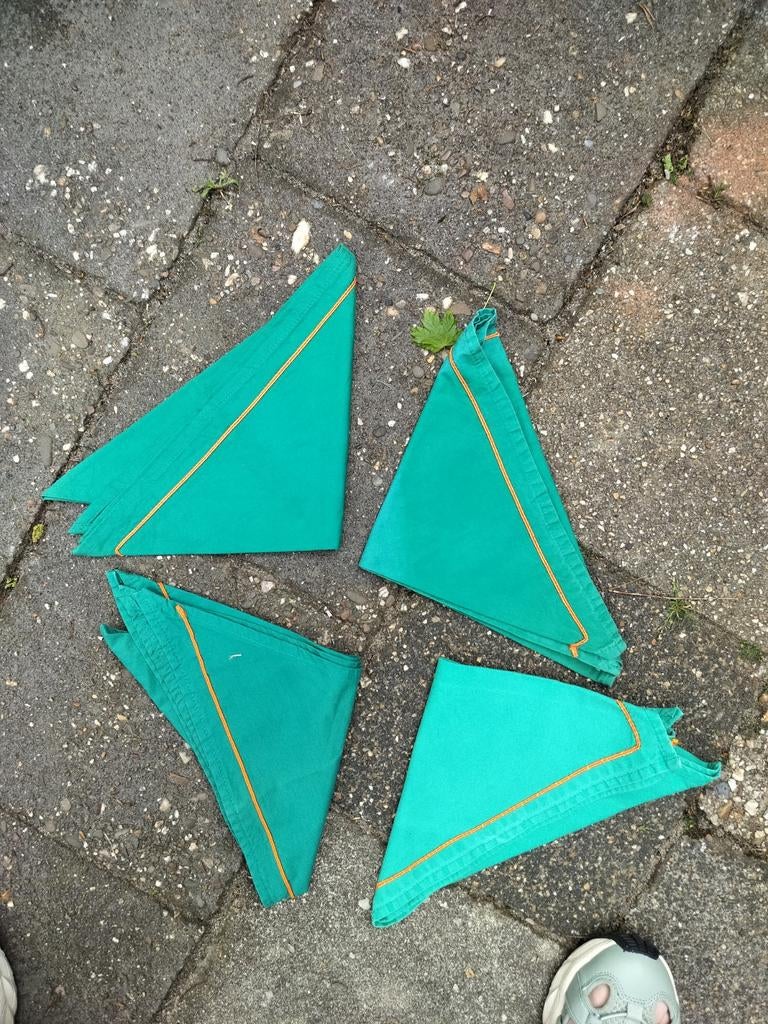 Scouting sjaaltjes, Verzamelen, Scouting, Ophalen of Verzenden, Gebruikt
