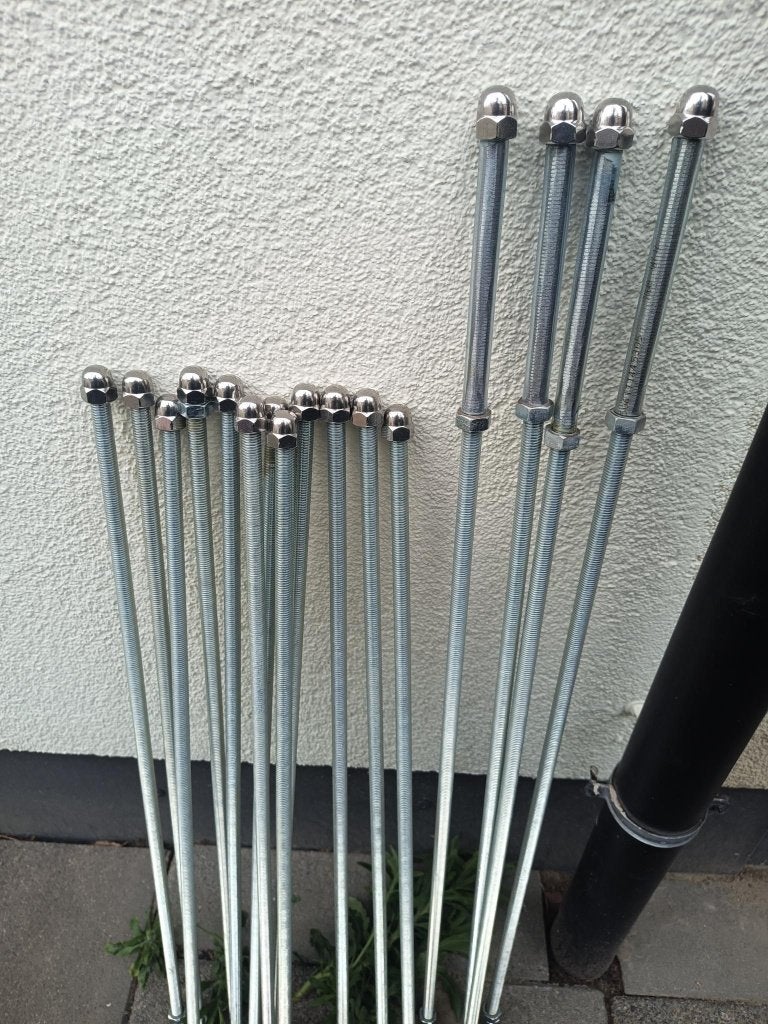 Draadeind M12 met moer en dopmoer, Ophalen, Zo goed als nieuw, 50 tot 100 mm, Bouten of Moeren