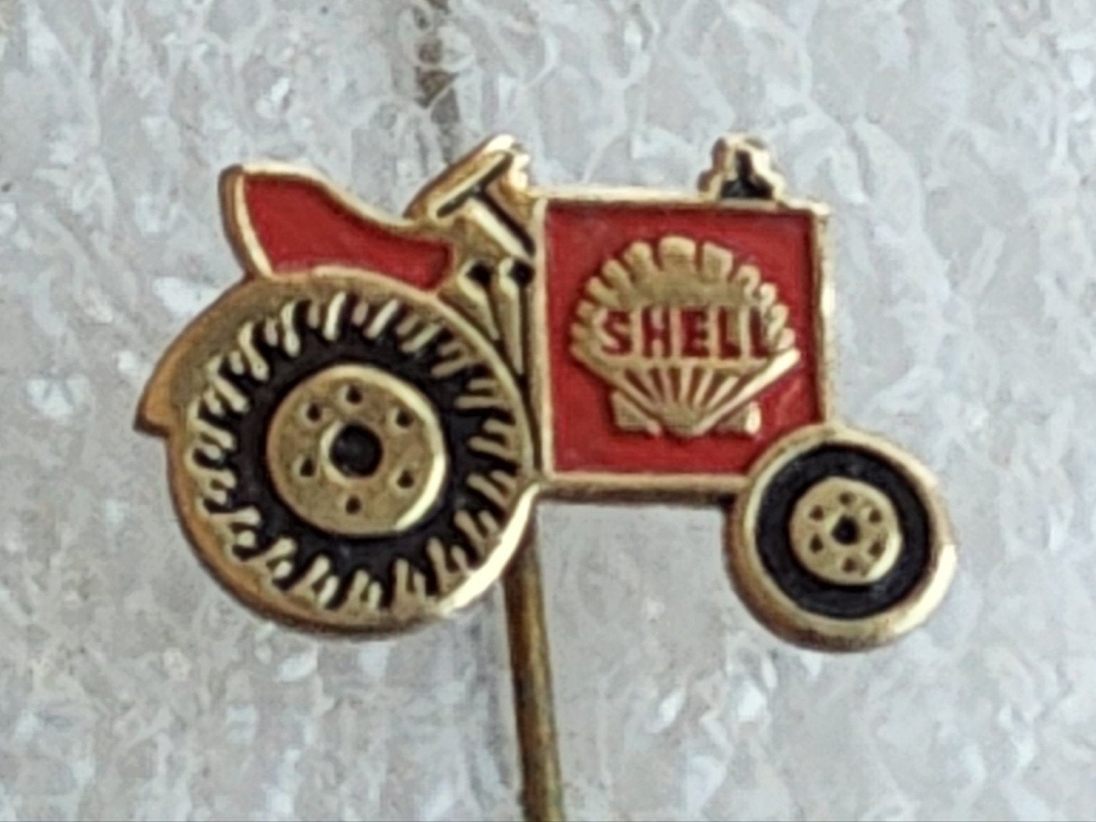Vintage Shell Tractor Speldje, Ophalen of Verzenden, Gebruikt, Merk, Speldje of Pin