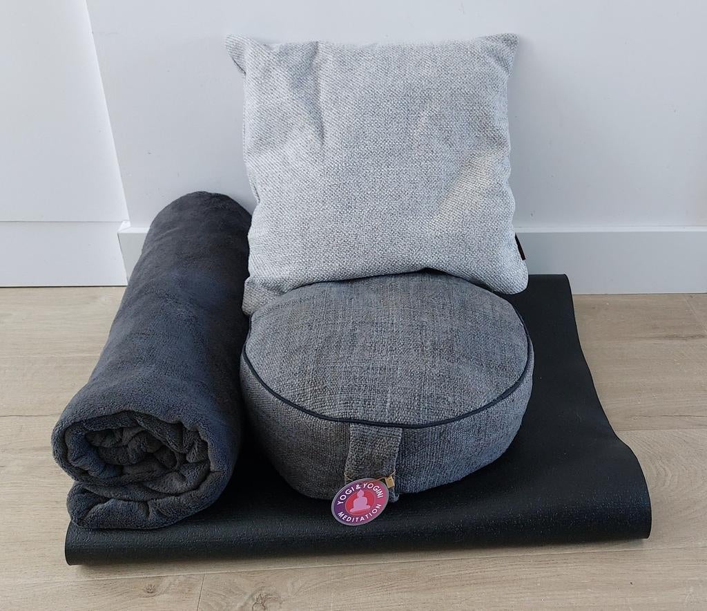 Yoga en meditatie set: mat, meditatiekussen, kussen, deken, Ophalen of Verzenden, Nieuw, Overig