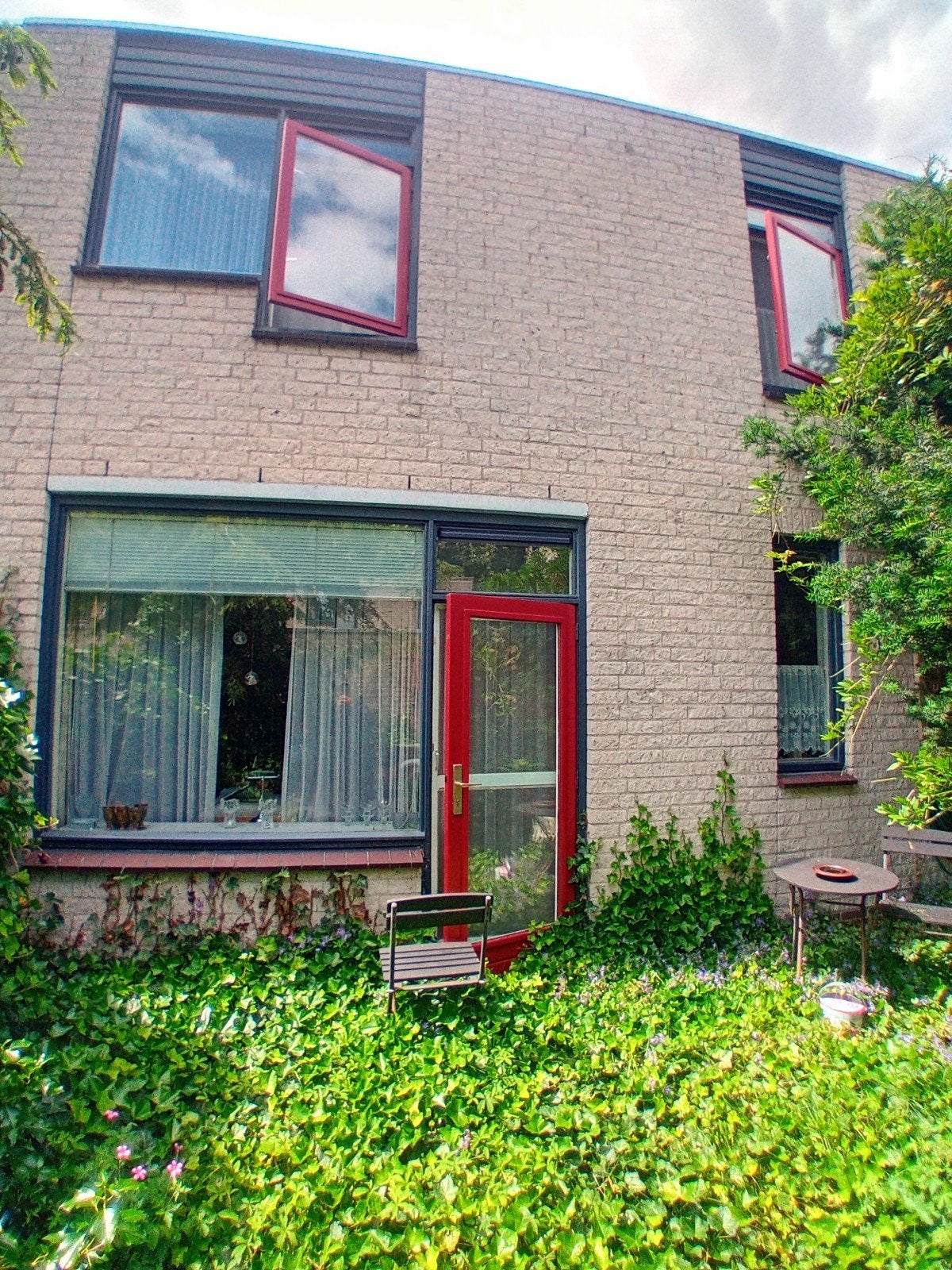 woonhuis met mogelijkheden !!, Huizen en Kamers, Huizen te koop, Rotterdam, Rotterdam Oosterflank, Tot 200 m², Hoekwoning