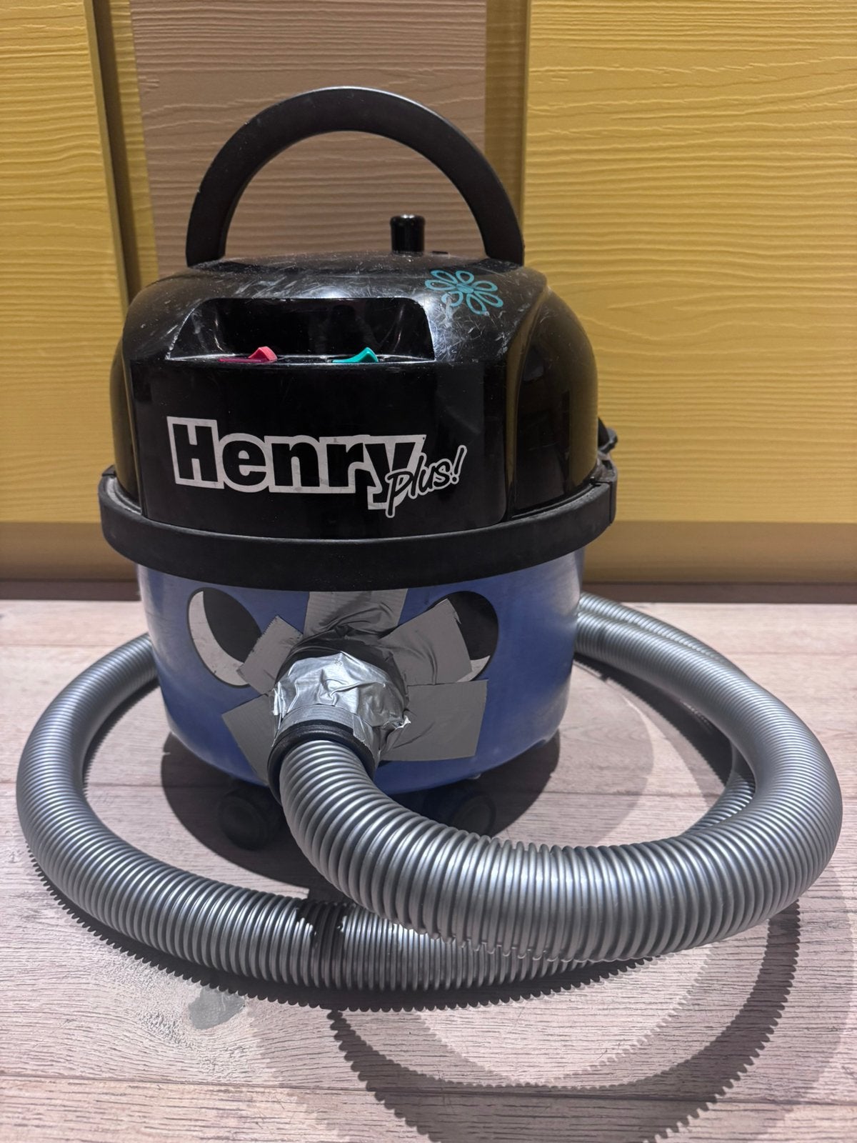 Stofzuiger Henry, Witgoed en Apparatuur, Gebruikt, Numatic, Industriële stofzuiger, 1200 tot 1600 watt
