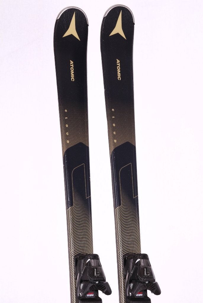 142 163 dames ski's ATOMIC CLOUD BLACK HEAVEN 2025, 140 tot 160 cm, Gebruikt, Verzenden, Carve