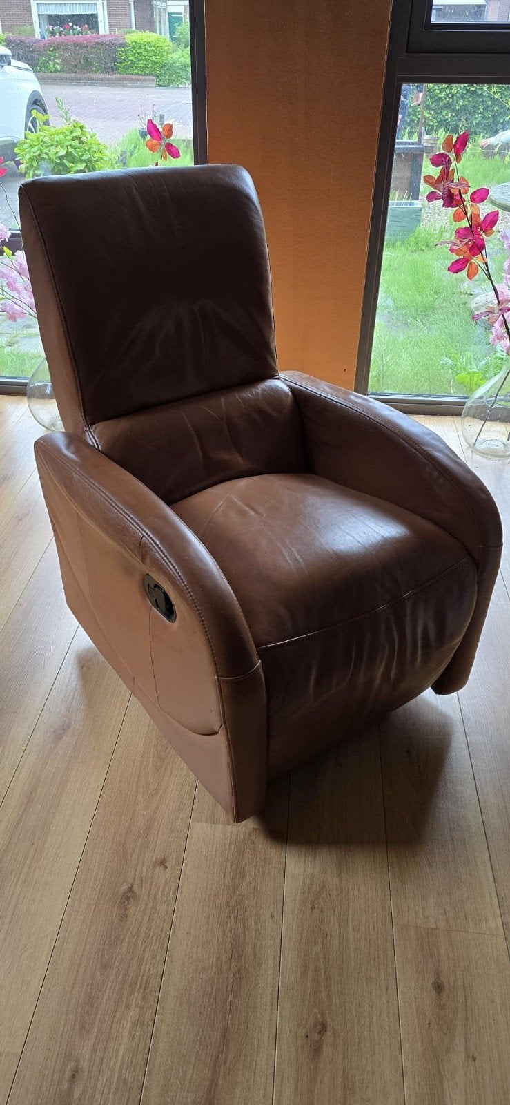 Licht bruine relaxfauteuil, Huis en Inrichting, Fauteuils, Ophalen, Overige materialen, Gebruikt, Minder dan 75 cm
