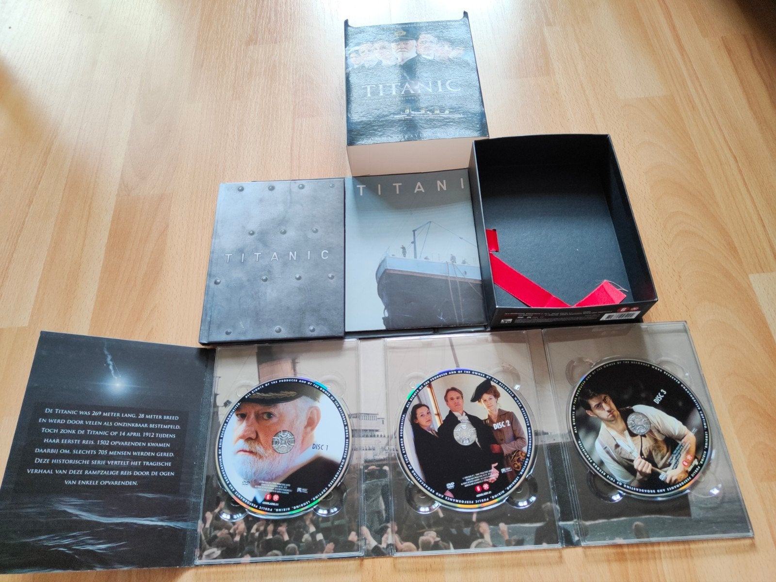 Titanic Commemorative 1912-2012 in Box, Alle leeftijden, Ophalen of Verzenden, Zo goed als nieuw, Natuur