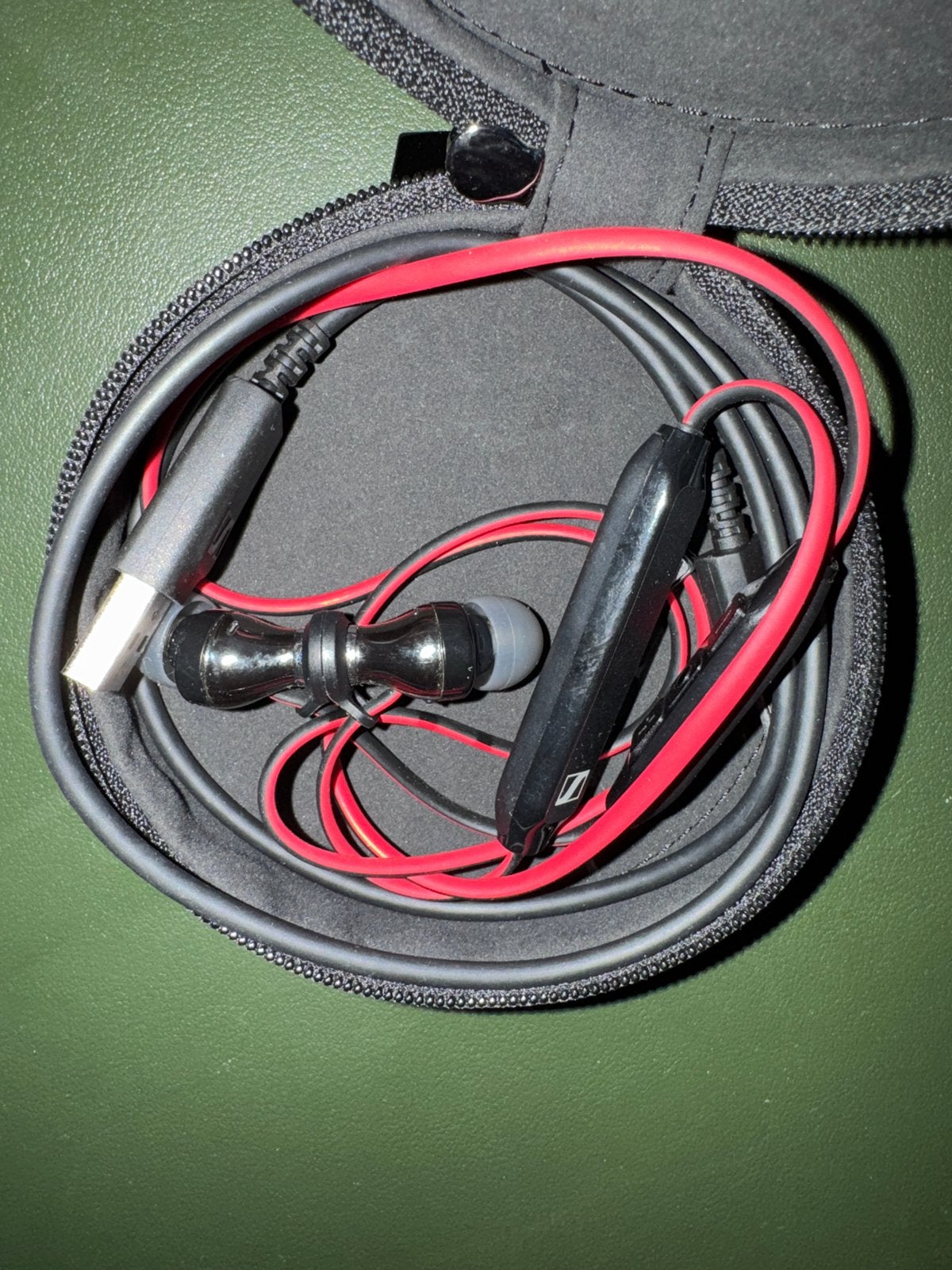 Sennheiser Bluetooth earphone, Audio, Tv en Foto, Koptelefoons, Ophalen of Verzenden, Zo goed als nieuw, Sennheiser, Bluetooth