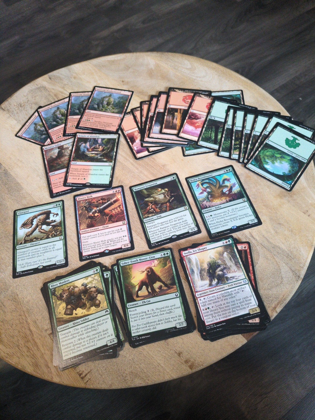 Starter Deck – 60 kaarten – Rood-Groen – Damage Dealen, Hobby en Vrije tijd, Ophalen of Verzenden, Zo goed als nieuw, Speeldeck