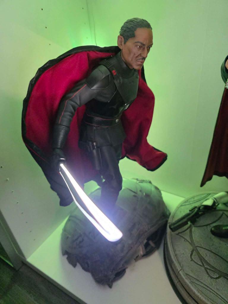 Sideshow Moff Gideon PremiumFormat Signed Giancarlo Esposito, Ophalen, Zo goed als nieuw, Beeldje of Buste