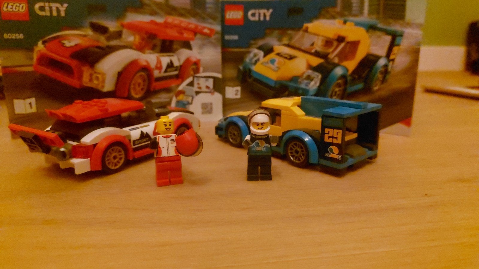 LEGO City 60256 Racewagens (zonder doos en pionnen), Ophalen of Verzenden, Zo goed als nieuw, Overige merken