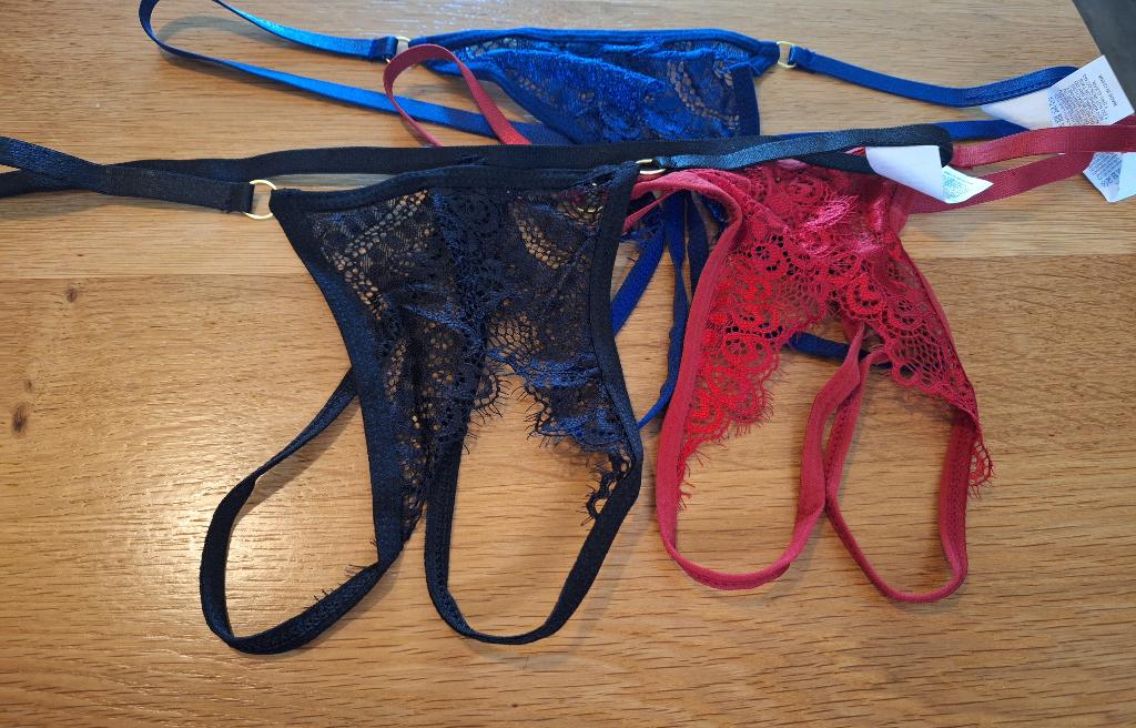 3 stuks sexy kanten open kruis strings, Verzenden, Zwart, String
