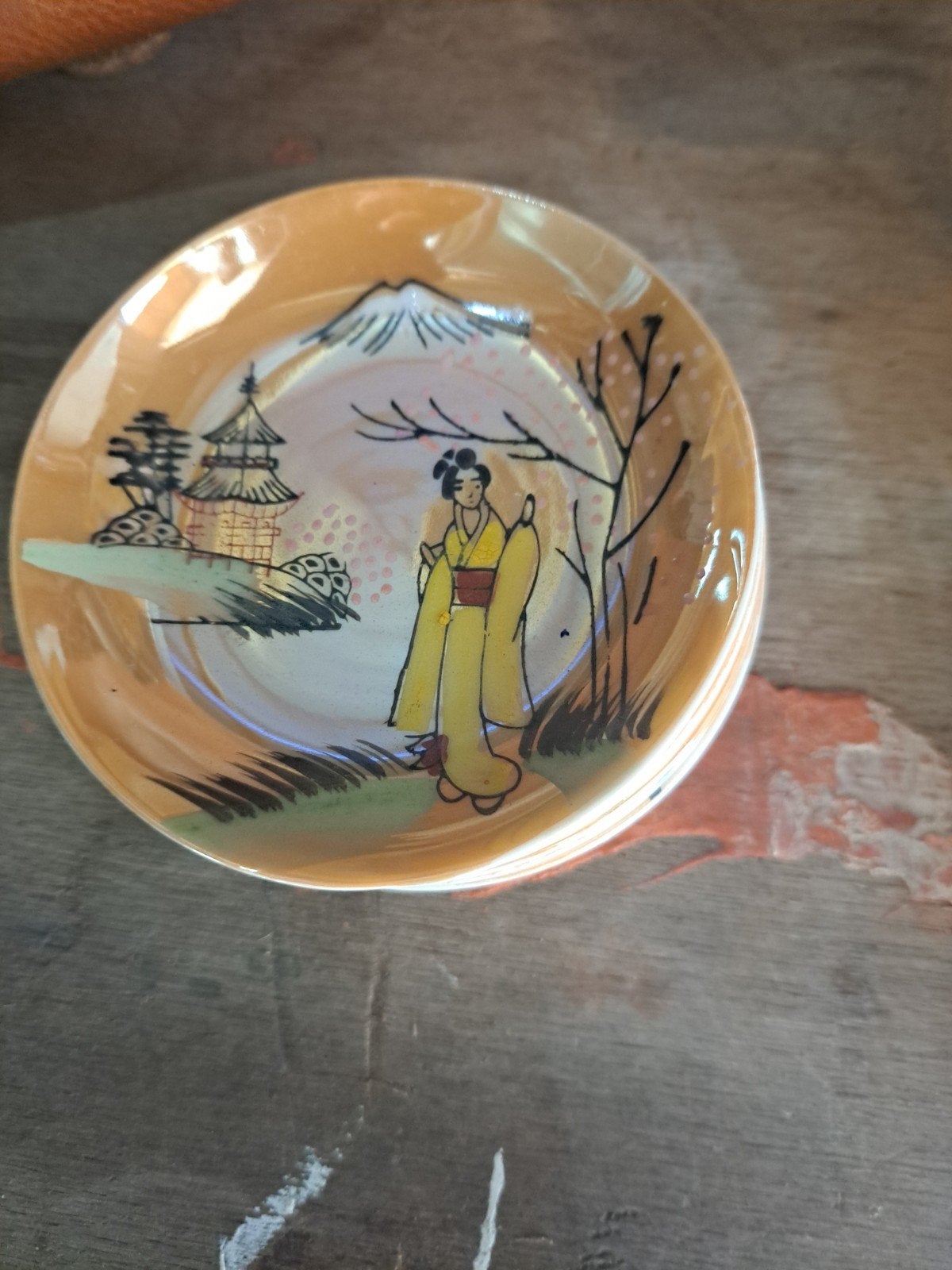 Vintage Japans schaaltje met Geisha en berg Fuji, Antiek en Kunst, Ophalen
