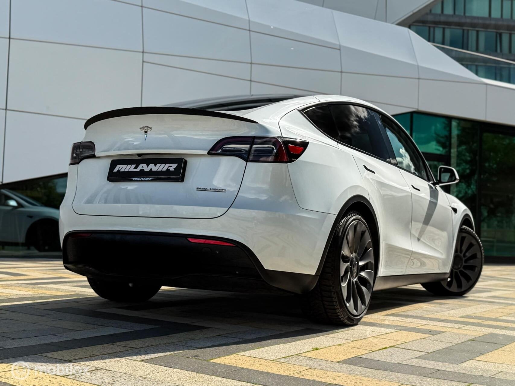 Tesla Model Y Performance AWD 75 kWh |Autopilot|BTW|1e eigen, Auto's, Tesla, Automaat, Dealer onderhouden, Gebruikt, Zwart