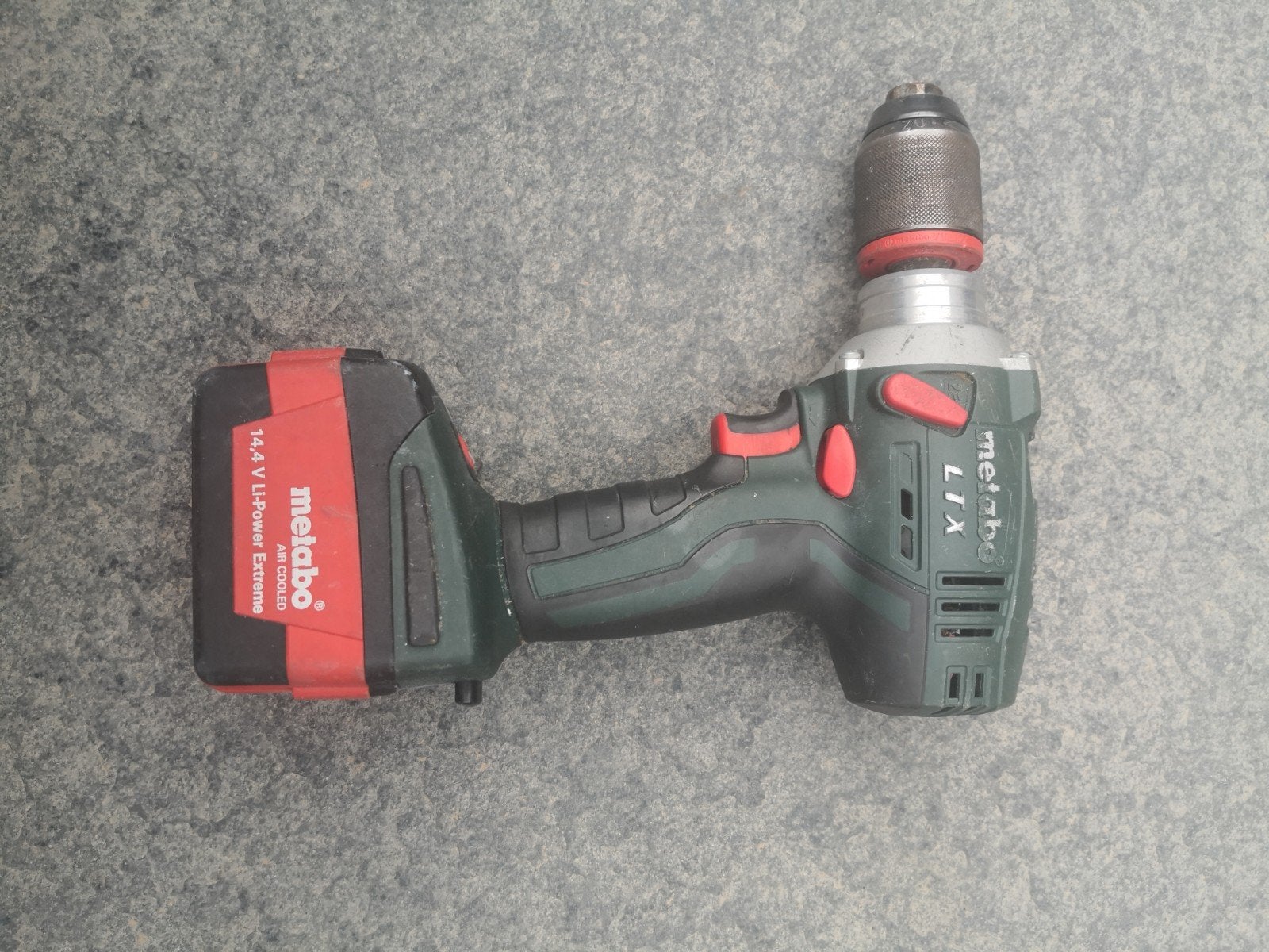 Metabo LTX 14.4V Accuboormachine met accu, Gebruikt, Variabele snelheid, Ophalen of Verzenden, Boor- en Schroefmachine