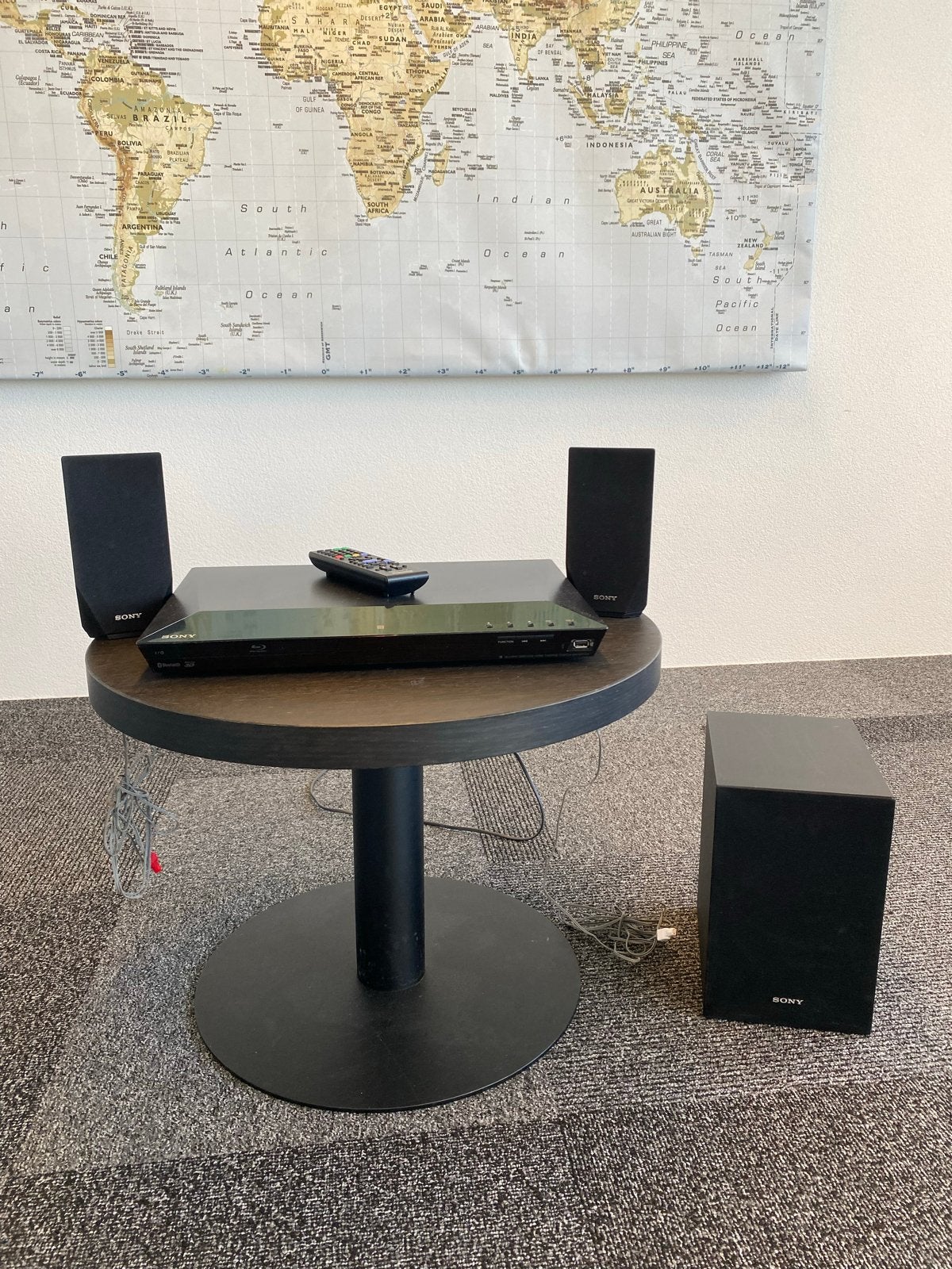 Sony BDV-EF200 / HBD-EF200 2.1 Blu-ray Home Cinema Set, 2.1-systeem, Blu-ray-speler, 70 watt of meer, Ophalen of Verzenden