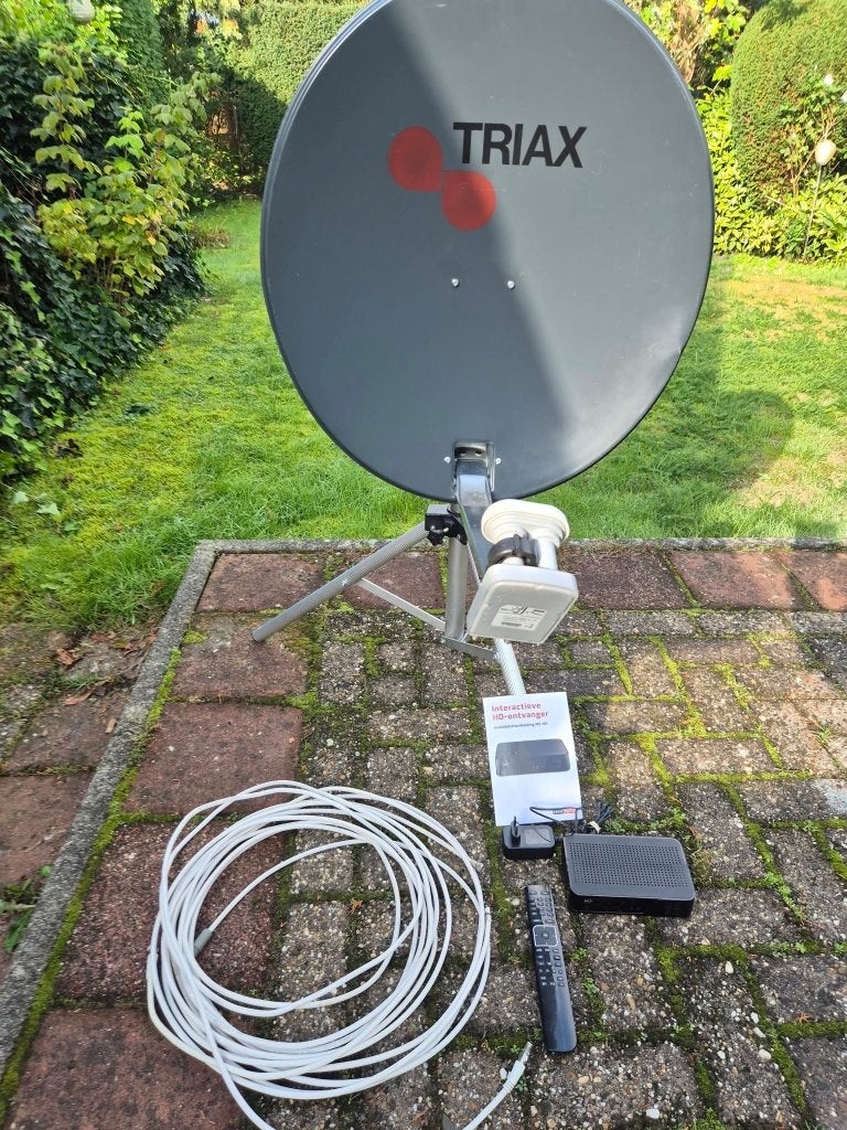 Canal digitaal Satelliet Schotelset met M7 MZ-101 ontvanger, Ophalen, Gebruikt, Ontvanger