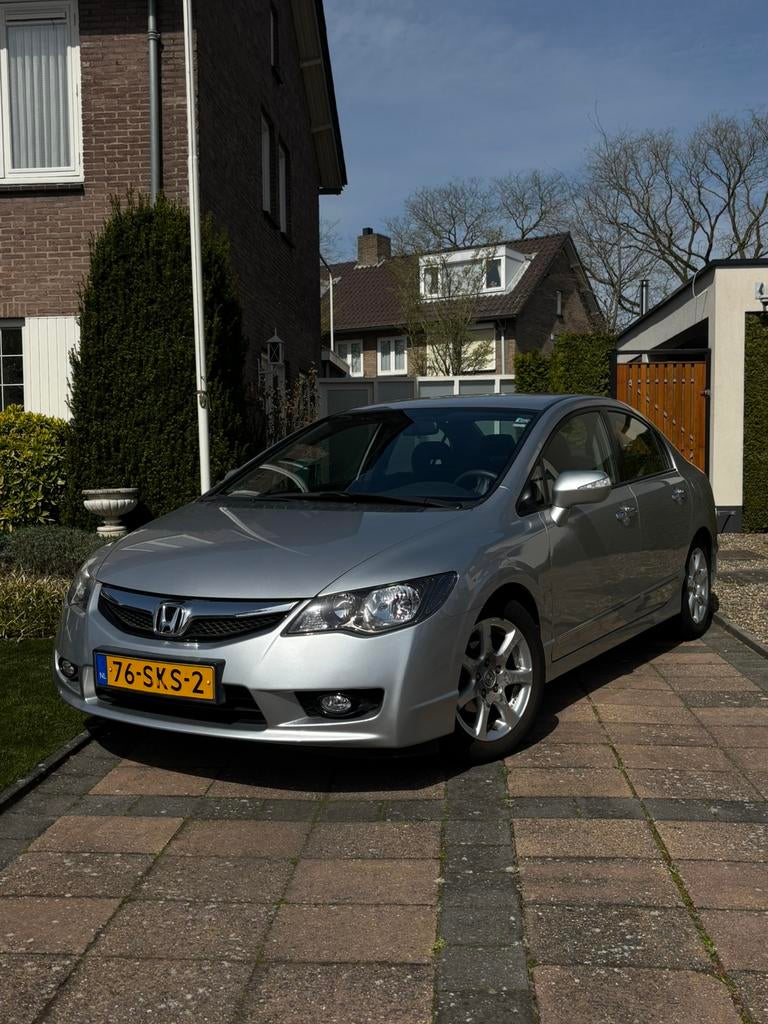 Honda Civic 1.3 Hybride Aut./1e eign/dealer ondhouden, Auto's, Stof, Zwart, Origineel Nederlands, Sedan