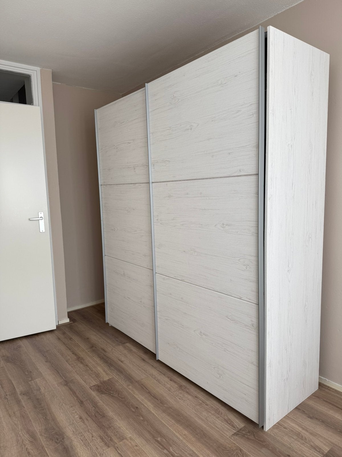 Kledingkast wit, Huis en Inrichting, Kasten | Kledingkasten, Ophalen, 200 cm of meer, 150 tot 200 cm, Zo goed als nieuw