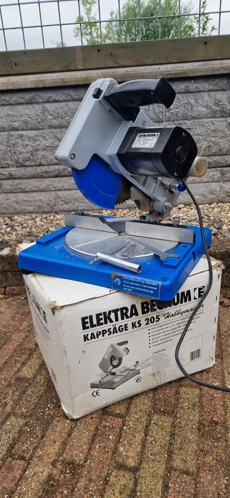 Afkort zaag  type KS 205 750 w., Ophalen, Gebruikt, 600 tot 1200 watt, Overige typen