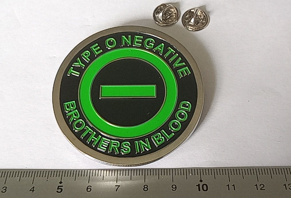 Type O Negative zeer mooie Brothers in blood pin badge speld, Verzenden, Nieuw, Overige typen