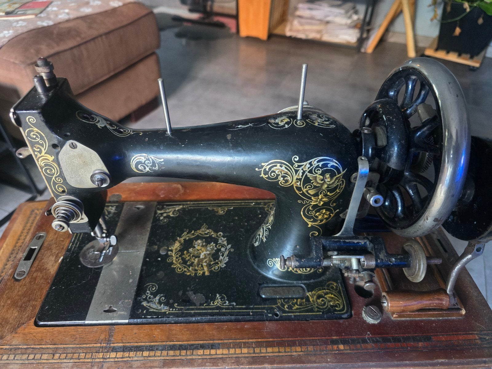 Antieke Singer Naaimachine met Houten Koffer, Ophalen
