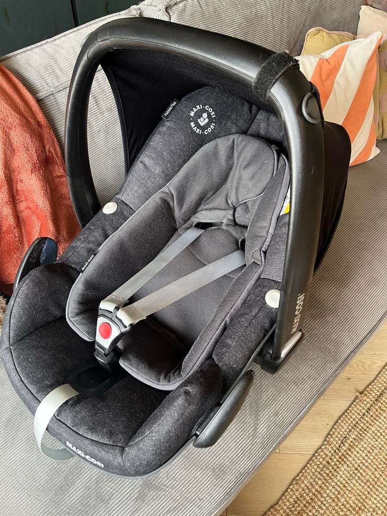 Maxi Cosi Pebble Plus Antraciet Grijs, Ophalen, Gebruikt, Isofix, 0 t/m 13 kg
