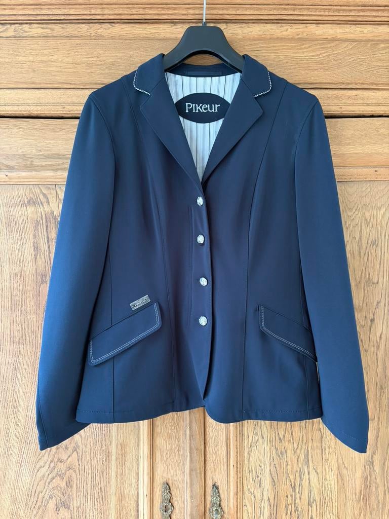 Wedstrijdjasje Pikeur donkerblauw – maat 42, Dieren en Toebehoren, Paardrijkleding, Ophalen of Verzenden, Zo goed als nieuw, Dressuur