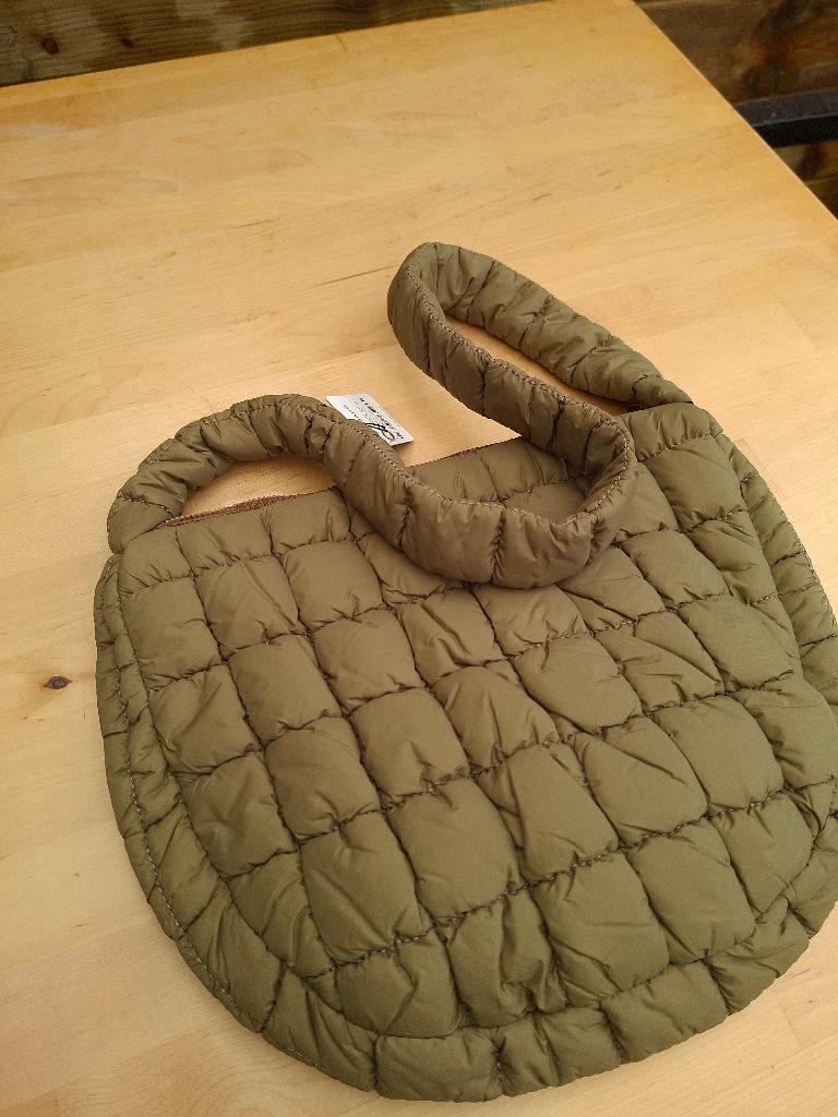 Yehwang gewatteerde hobo bag olijfgroen/khaki, Anneonline, Steenbergen, Shop@wesell4u.nl, Nieuw