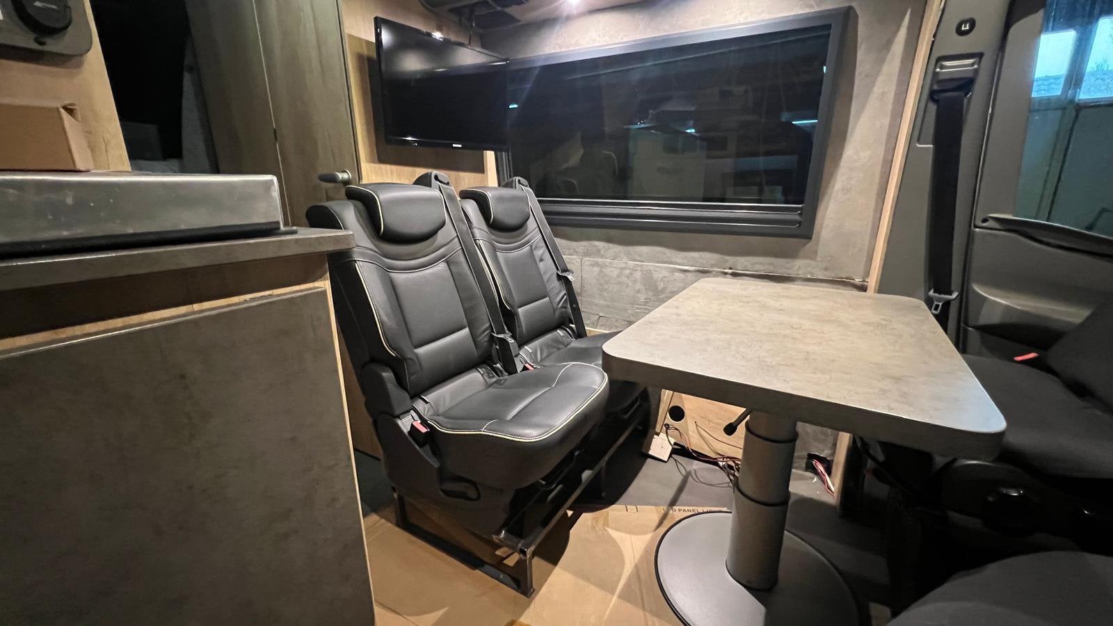 3 zwart leren stoelen 3p gordel isofix zelfbouwcamper oldtim, Ophalen, Gebruikt, Renault