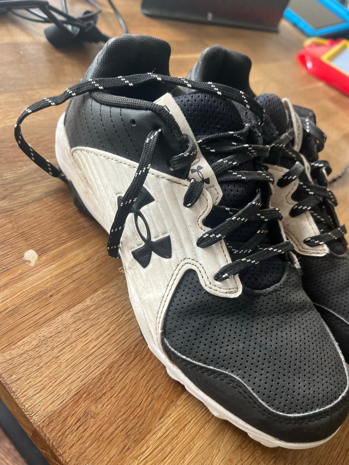 Korfbal veldschoenen maat 37,5, Ophalen of Verzenden, Gebruikt, Schoenen